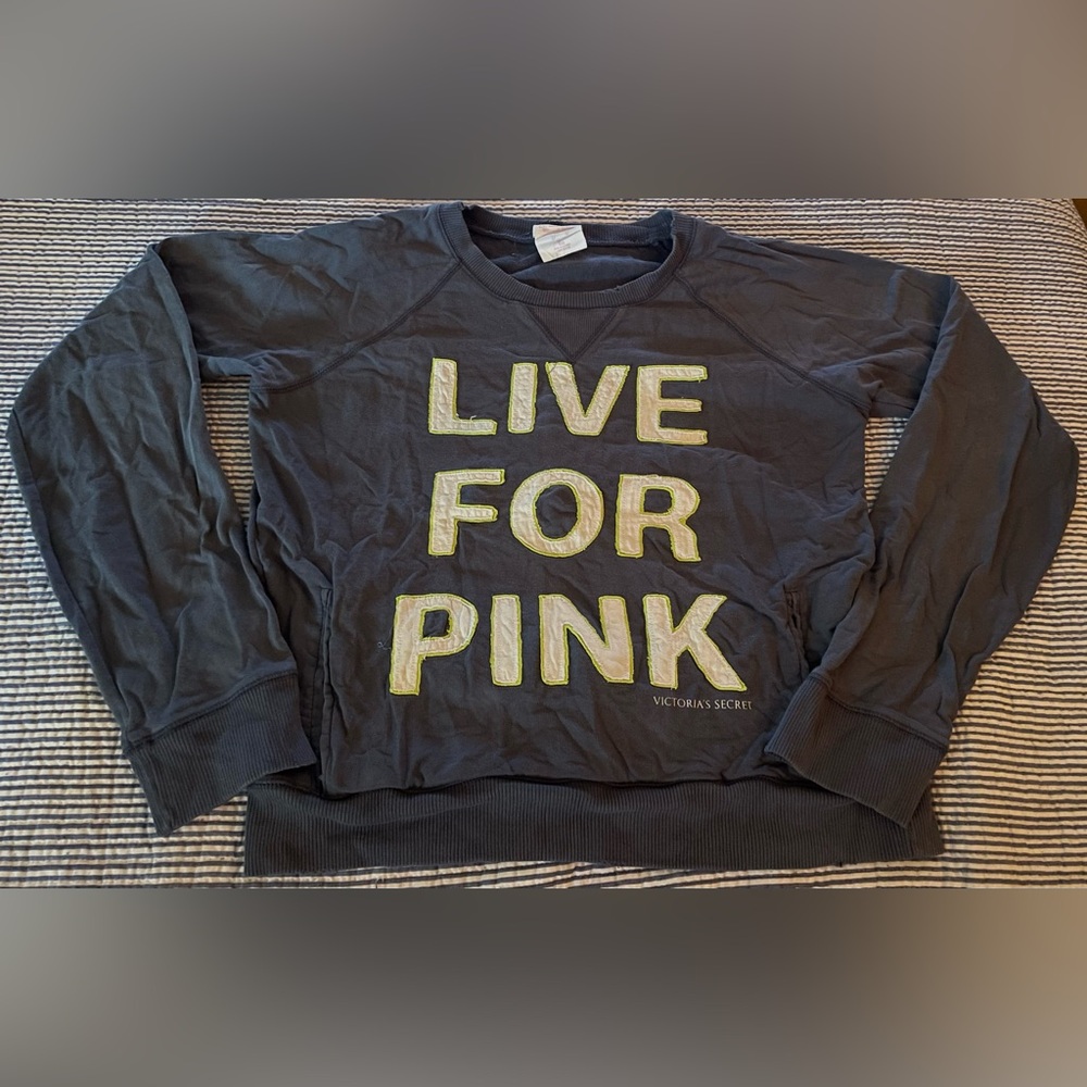 🐩 Early 2000’s PINK Victoria's Secret Navy Sweatshirt 🐩
